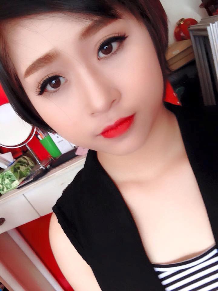 Trang điểm make up cô dâu, dự tiệc, ngoại cảnh tại nhà Nghệ An Trang điểm make up cô dâu, dự tiệc, ngoại cảnh tại nhà Nghệ An
